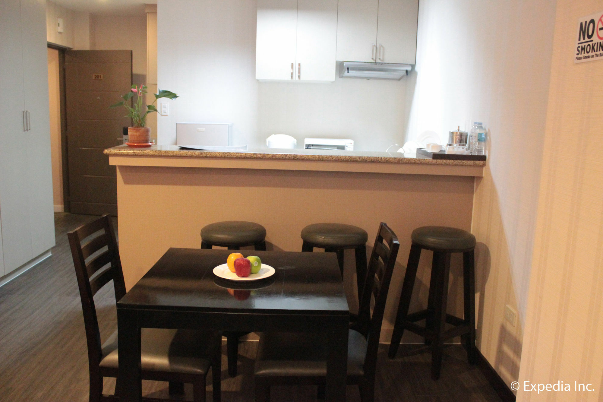 Sun Plaza Subic Hotel Olongapo Εξωτερικό φωτογραφία